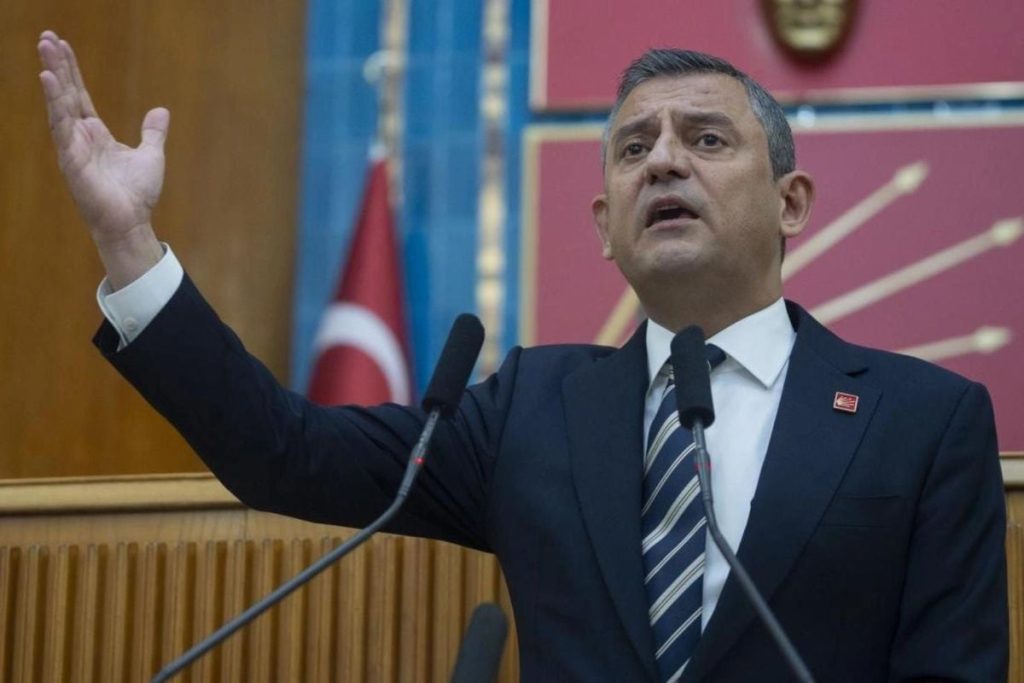 Dokunulmazlık kararları için 9 vekil için tezkereler