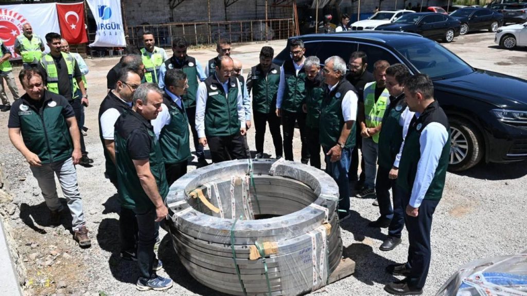Hafik Koç Regülatörü ve İçmesuyu Hattı İnşaatında İlerleme
