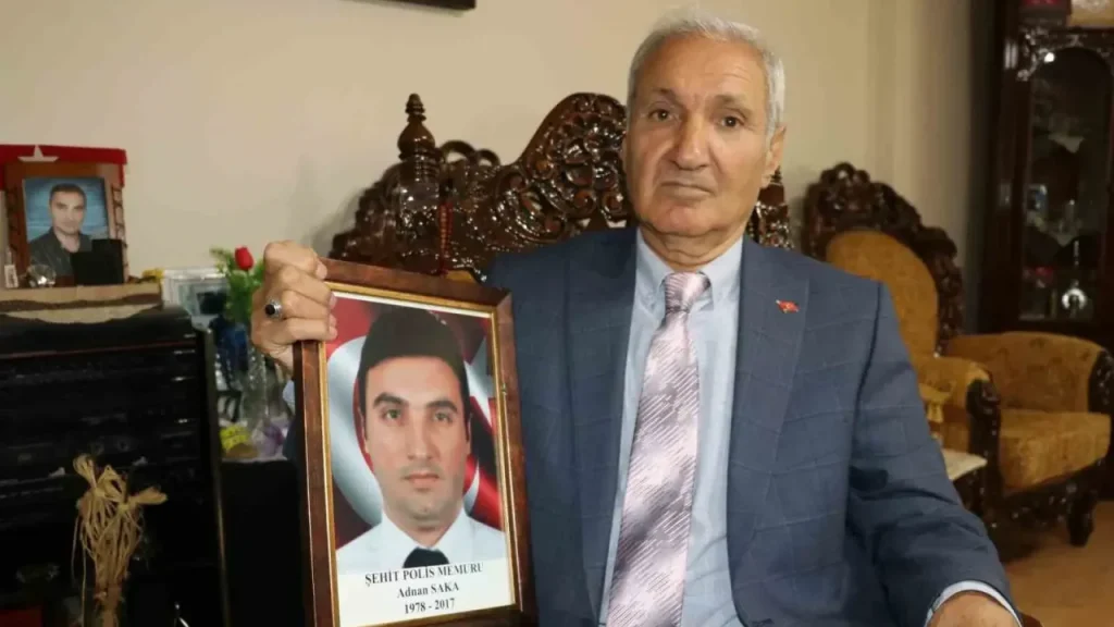 İbrahim Saka’nın 14 bin kitaplık kütüphanesi için hedefi, şehit oğlunun hatırasını yaşatmak