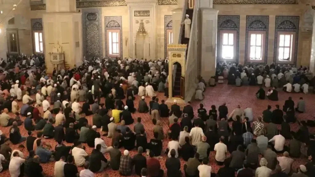 İslam Medeniyeti Temalarıyla Cami ve Şehir”