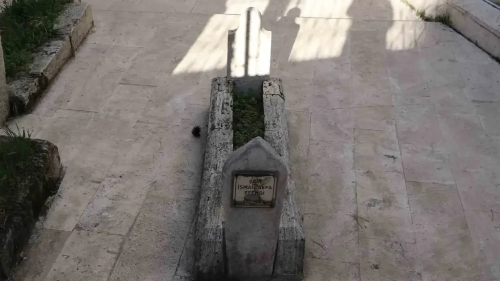 İsmail Safa’nın Sivas’taki Mezarı ve Mezarlık Macerası