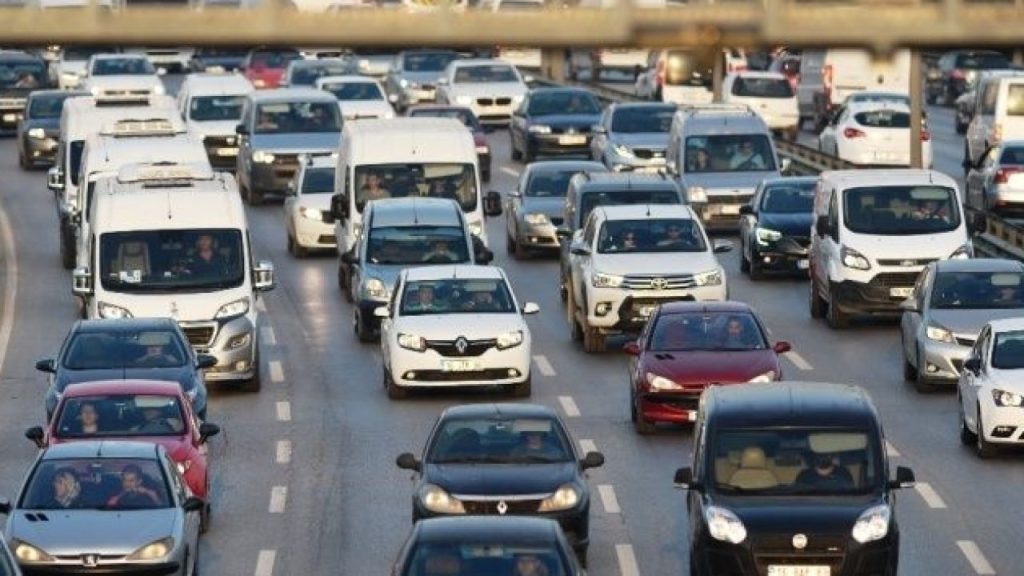 Karayolları Trafik Yönetmeliği’nde yeni düzenleme ile sürüş güvenliği ön planda