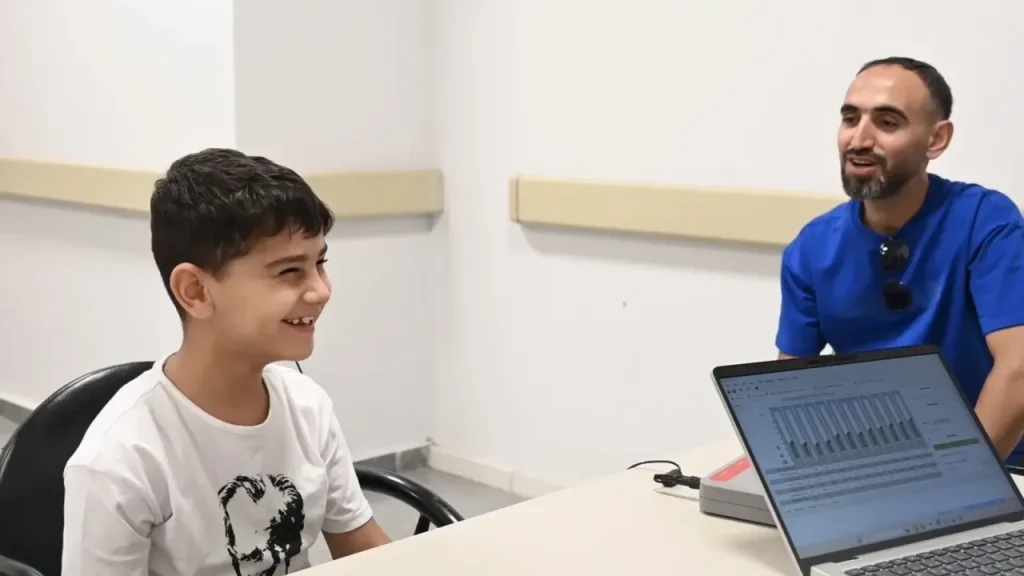 Koklear İmplantle Sesle Tanışan Genç Şaşırtan Anlar Yaşattı
