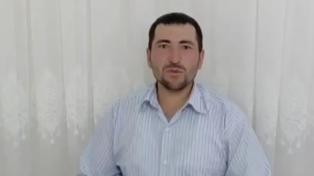 Köydeki Kaplumbağa İçin Kaydedilen Anlar ve Duyarlı Müdahale
