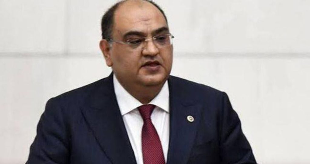Mehmet Mustafa Gürban: Gaziantep doğumlu, ekonomi gazetesi etkisiyle politika yolunda