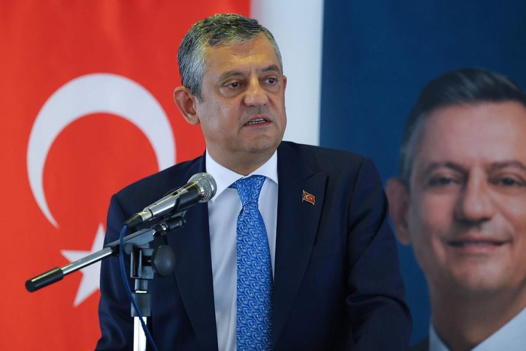 Özgür Özel: Baskılar ve Dokunulmazlık Tartışmaları Gündemde