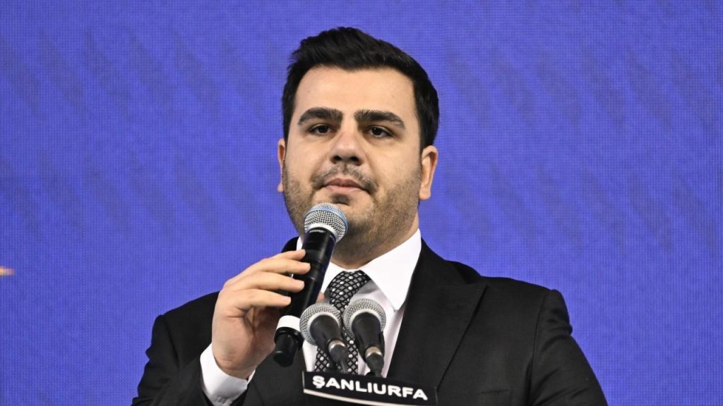 Özgür Özel Yeni Parti için harekete geçti