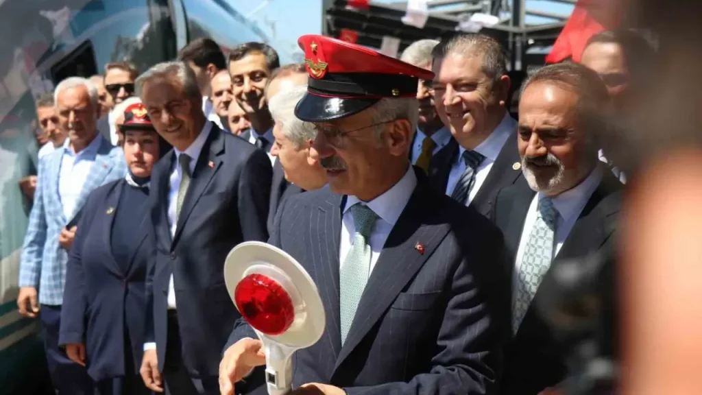 Pamukova YHT ve Alifuatpaşa Kavşağı Açılışı Hızla Hayata Geçti