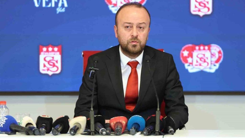 Sivasspor Başkanı Özçoban yeniden adaylık için talip