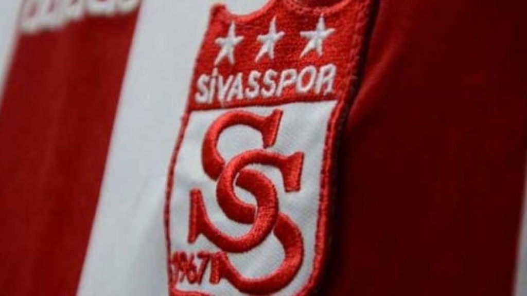 Sivasspor’a FIFA’dan 3. transfer yasağı kararı