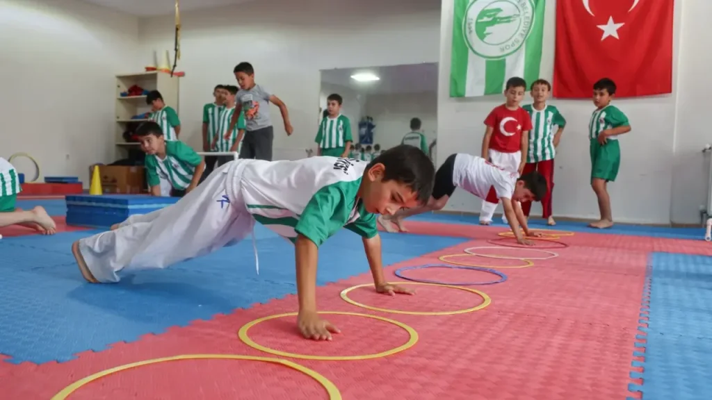 Sivas’ta Yaz Spor Okulları Hız Kesmeden Devam Ediyor