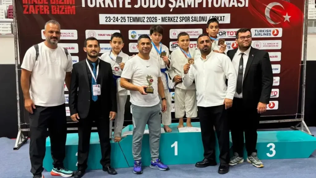 Tokat’ta Türkiye Şampiyonu Eymen Şahingöz Altınla Döndü