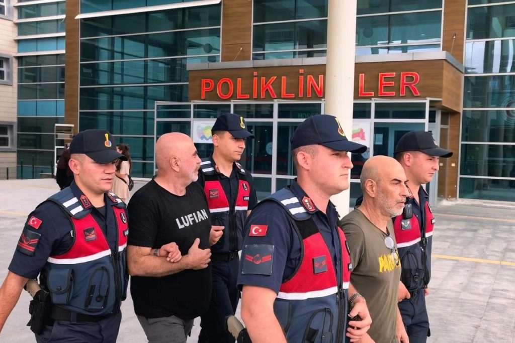 Ünlü Yönetmen ve Kardeşine Uyuşturucu Operasyonu