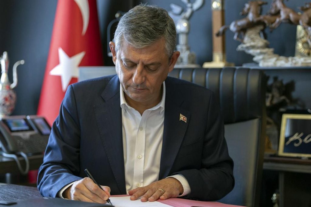 YENİ Parti’de Grup Başkanvekilleri ve Genel Başkan ataması