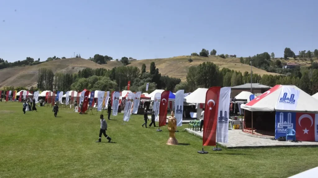 Ahlat’ta Malazgirt Zaferi Hazırlıkları ve Kabine Toplantısı