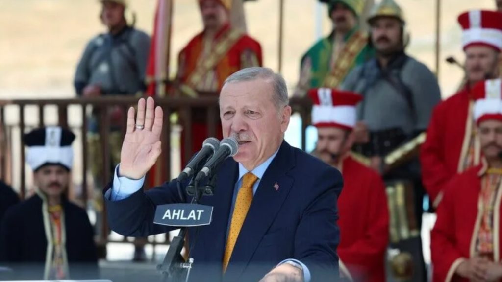 Ahlat’ta Malazgirt Zaferi’nin 955. yılı anısına program