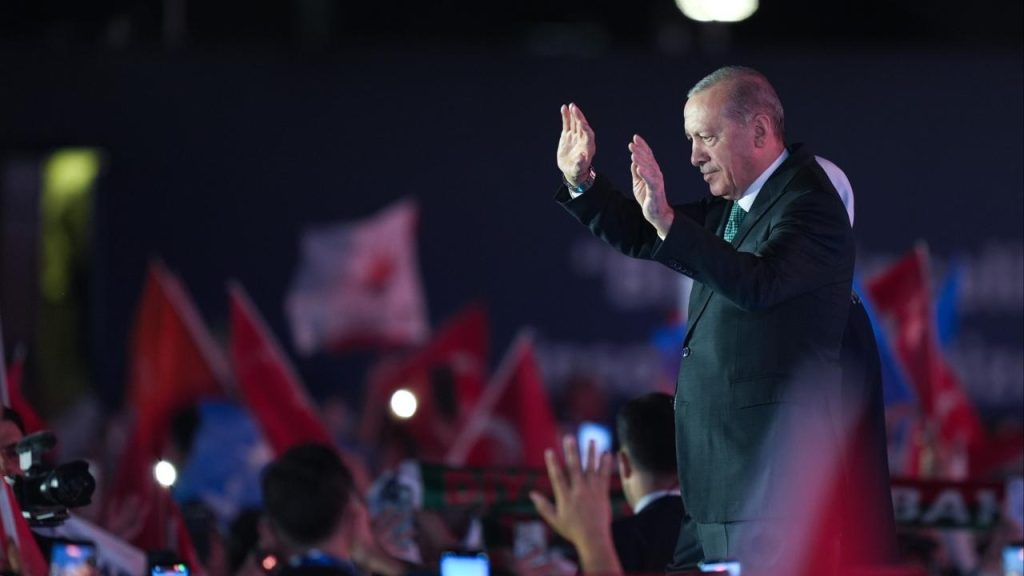 Anket Sonuçları: Erdoğan, Yavaş ve İmamoğlu En Çok Destek Olanlar