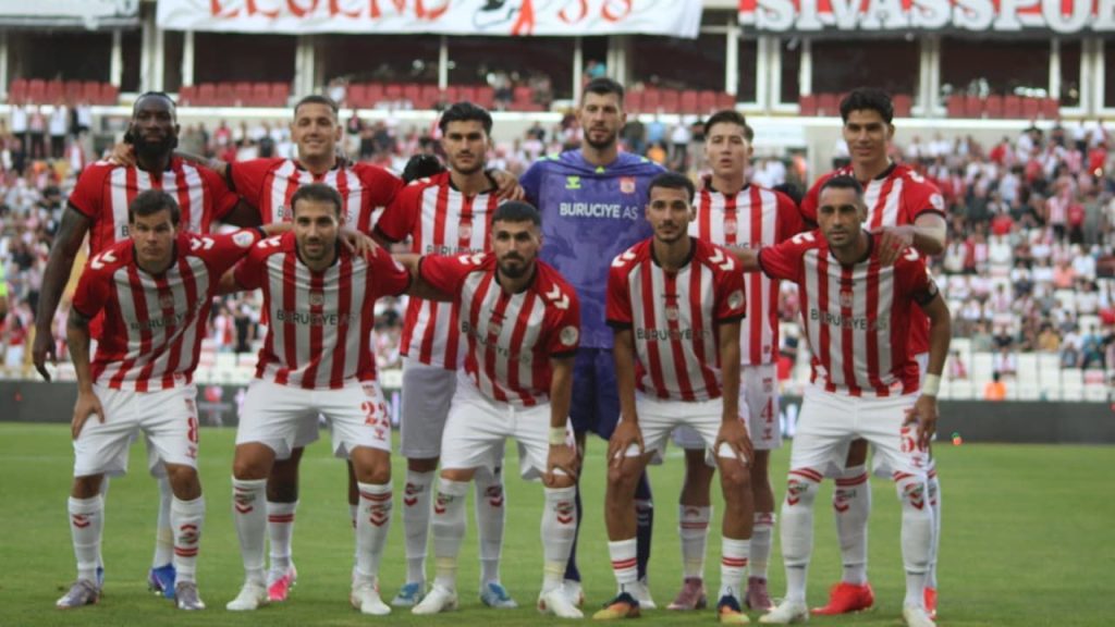 Kayserispor ile Sivasspor, Kayseri’de karşı karşıya