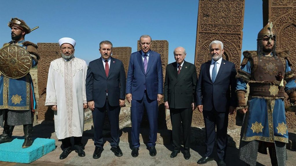 Malazgirt Zaferi’nin 955. Yılında kardeşlik mesajı vurgusu