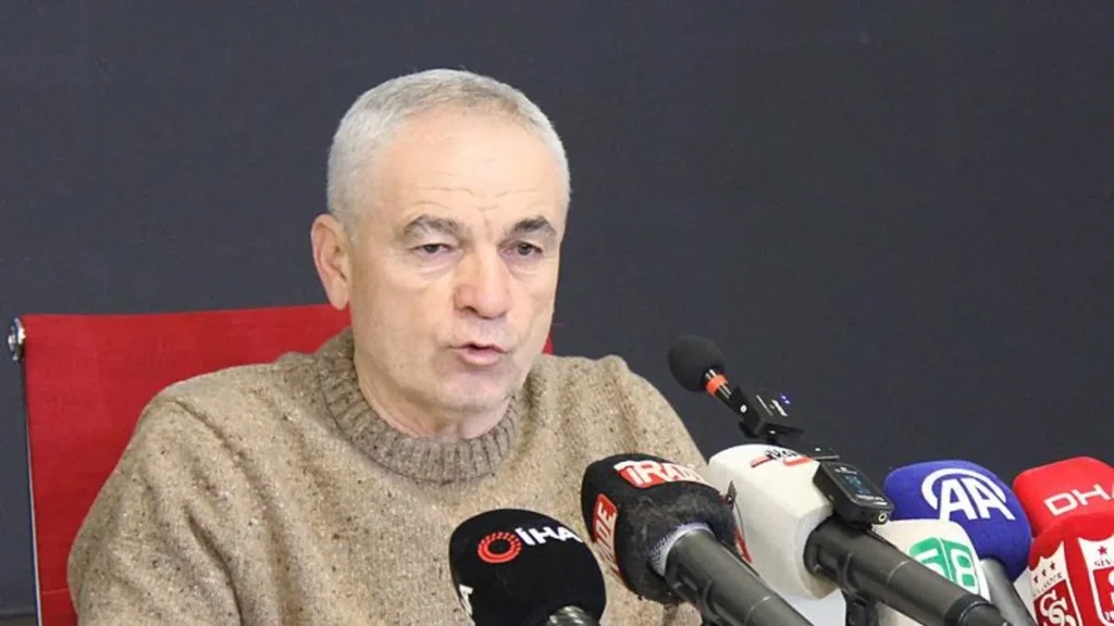 Rıza Çalımbay: Sivasspor için hedef ligde kalmak