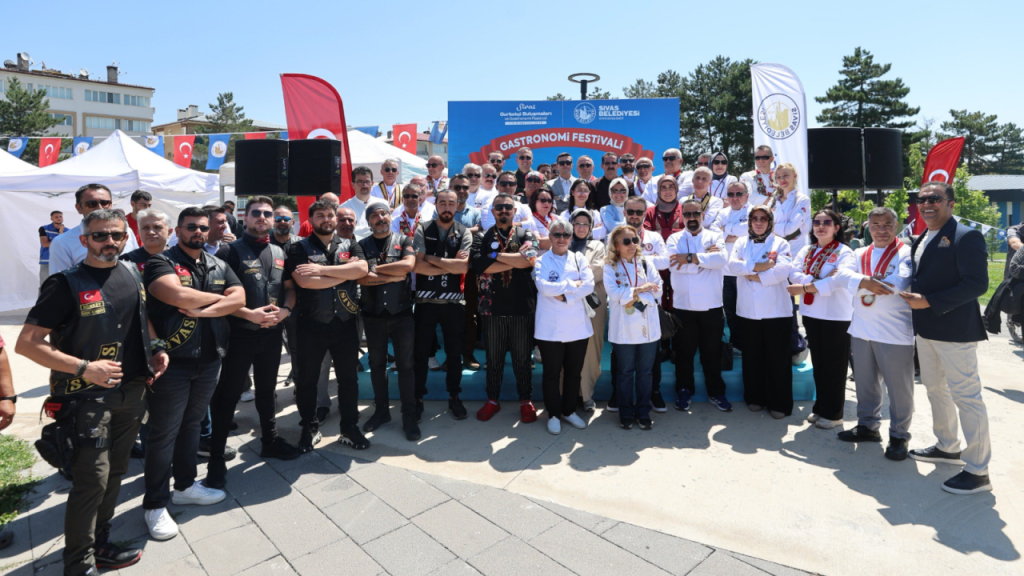 Sivas Gastronomi Festivali: Gurbetçi Buluşmalarıyla yoğrulan açılış ve ilçe lezzetleri