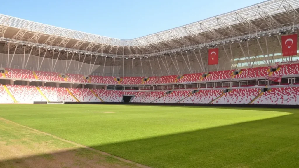 Sivasspor-Erokspor maçının biletleri açıklandı