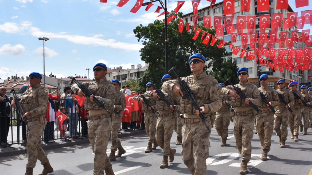 Sivas’ta Cumhuriyet Bayramı töreni coşkuyla kutlandı