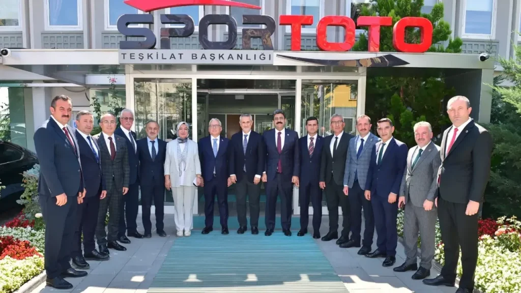 Sivas’ta spor altyapısı için protokol imzalandı ve yatırımlar planlandı