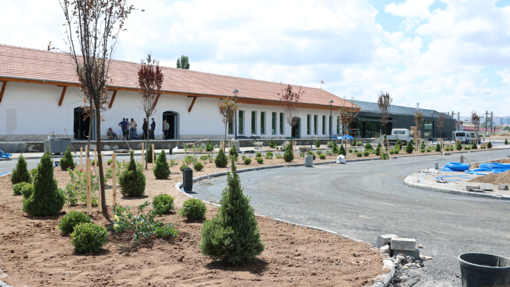 Sivas’ta YHT İstasyonu İnşaatı Son Aşamaya Yaklaştı