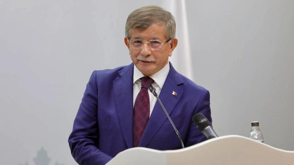 Davutoğlu hakkında Cumhurbaşkanına Hakaret soruşturması başlatıldı