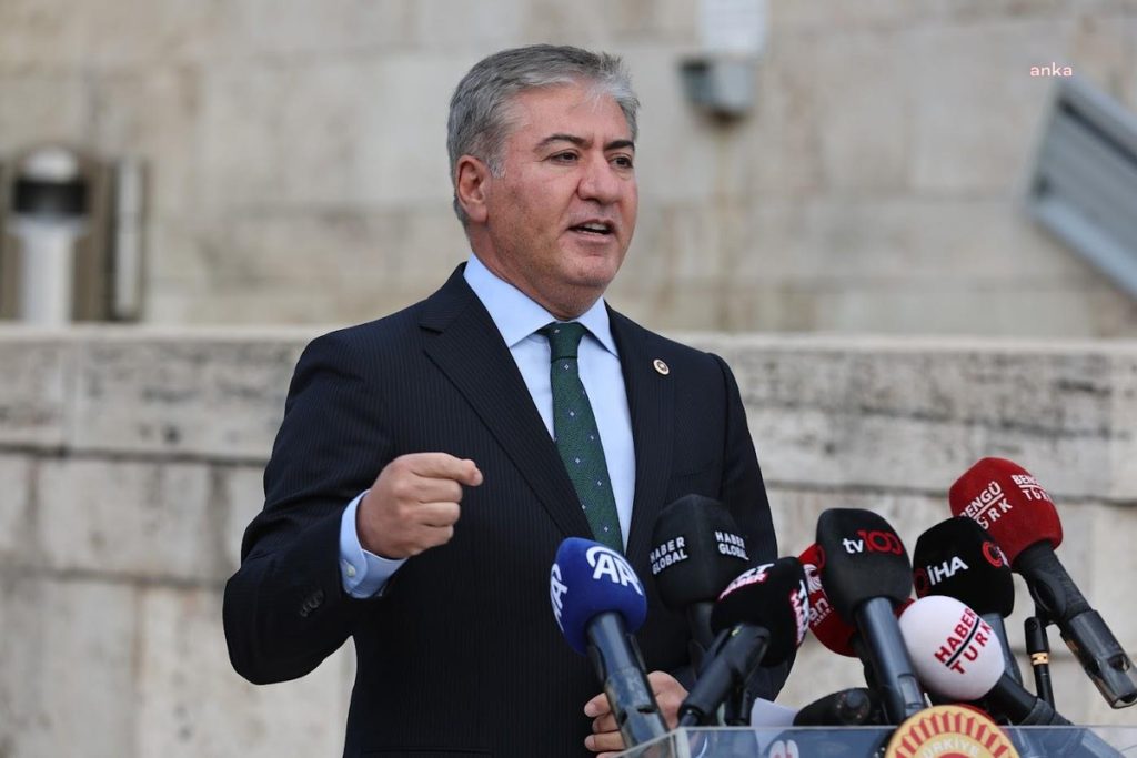 Emir: Koltuklar için değil millet için hesap verecekler