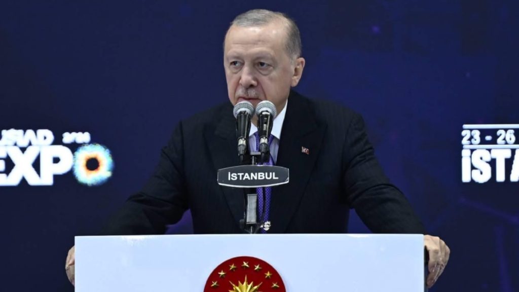 Erdoğan, İstanbul’da Ekonomi ve Dış Politika Mesajları Verdi