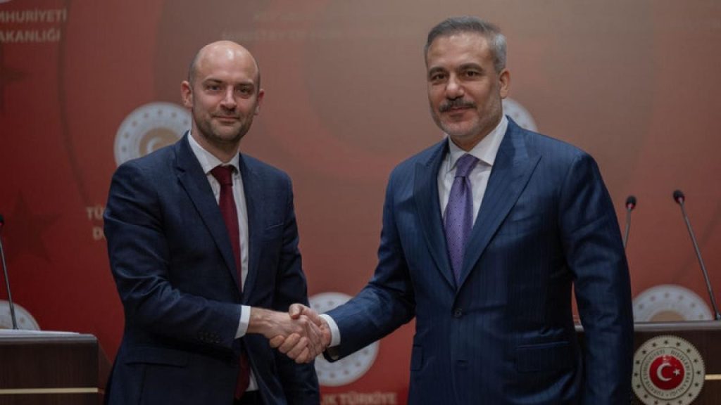 Fidan ve Barrot Telefonda Görüştü: Bölgesel Gelişmeler Ele Alındı