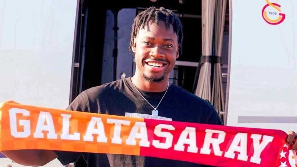 Galatasaray El-Chadaille Bitshiabu ile anlaştı (RB Leipzig)”