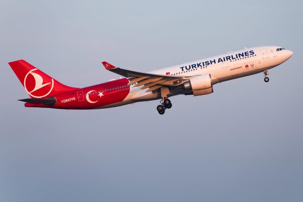 İran Uçuşları İçin ABD Yaptırımları Nedeniyle Erteleme