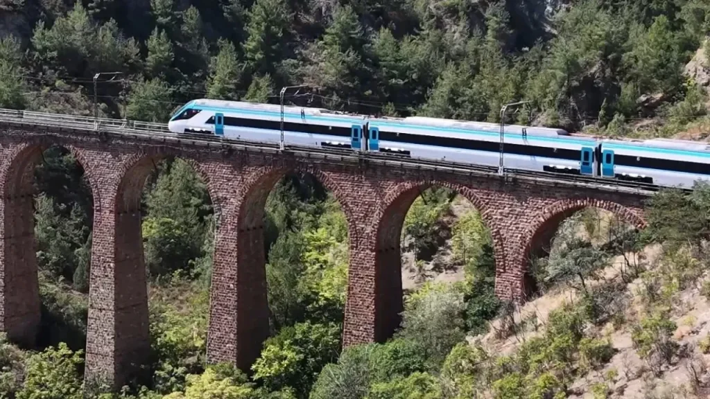 Milli Hızlı Tren’de seri üretim için yol haritası