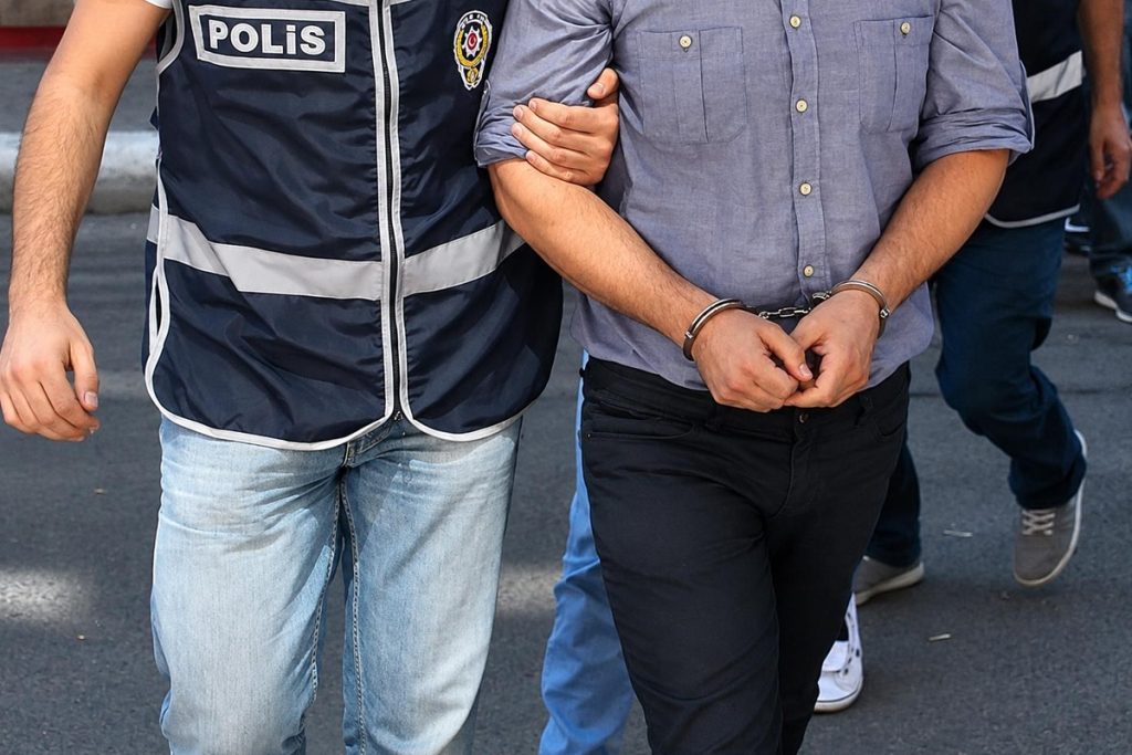Sokak Çetelerine Karşı Ülke Genelinde Geniş Operasyon