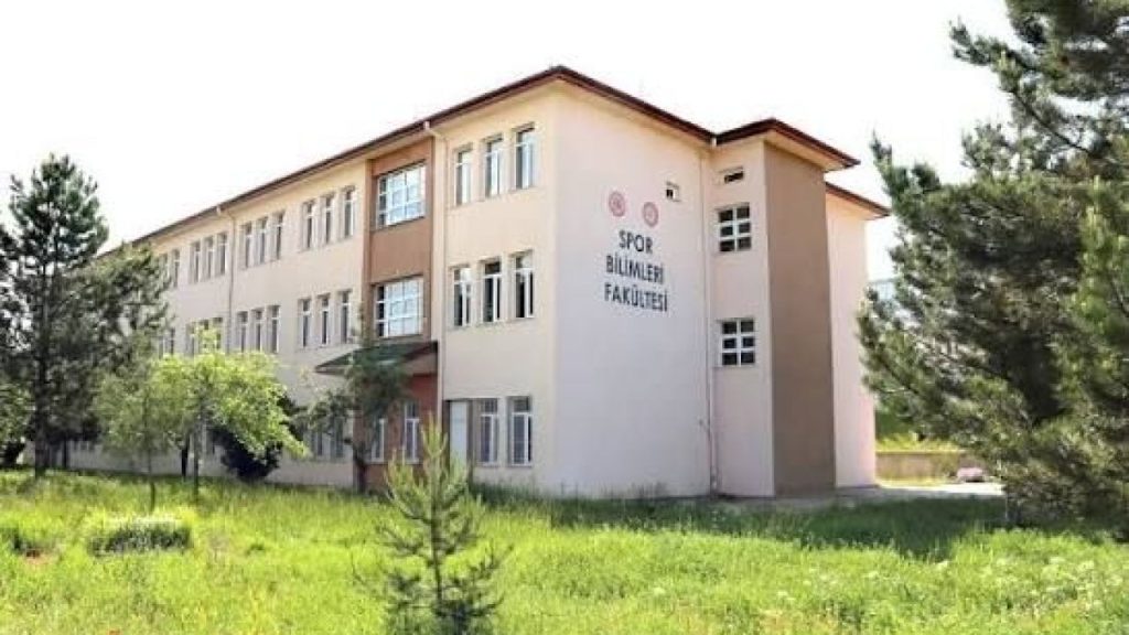 Spor Yöneticiliği Programı 2 Yıl Akredite Edildi