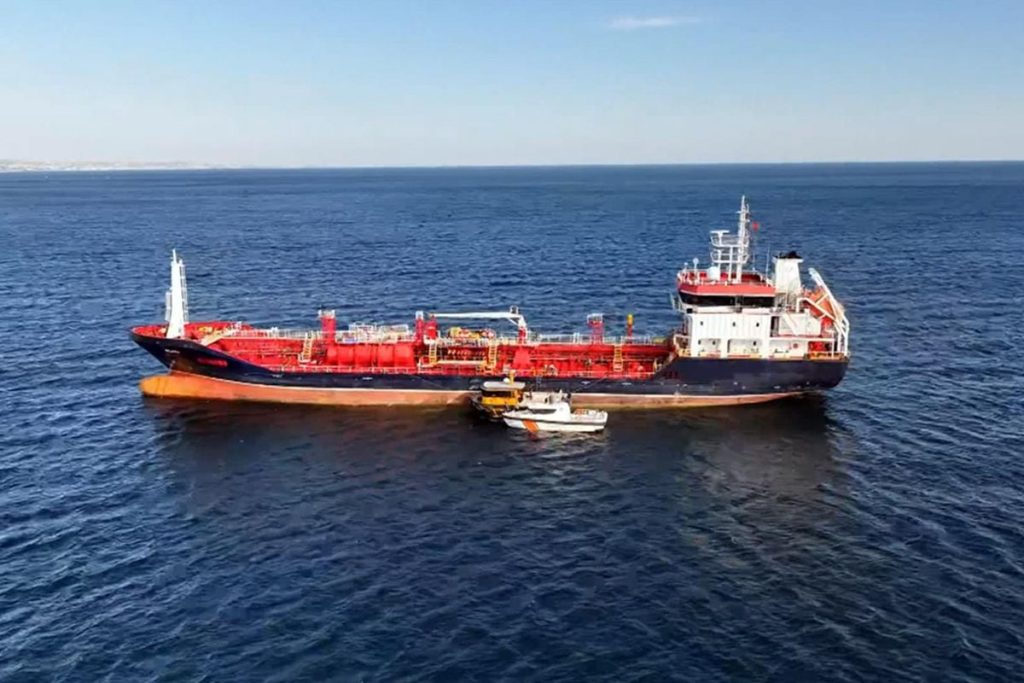 TSK ALSU ve Tuğberk İmamoğlu çarpışması: Köprüüstü disiplin sorunu ve AIS kapatma iddiası