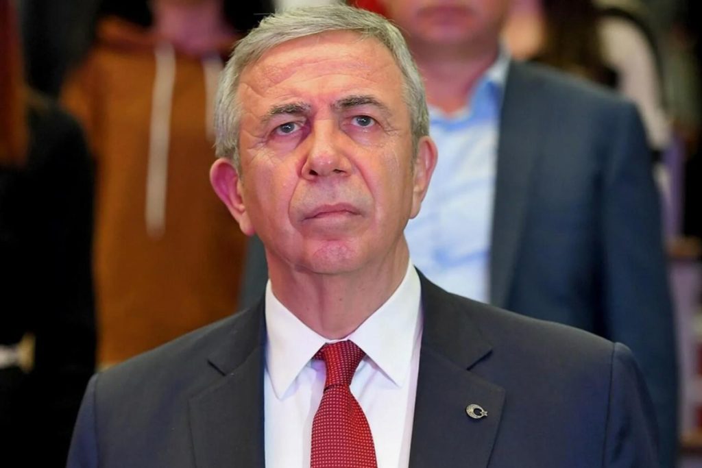 Yavaş: Siyasi yoluma bağımsız olarak devam ediyorum