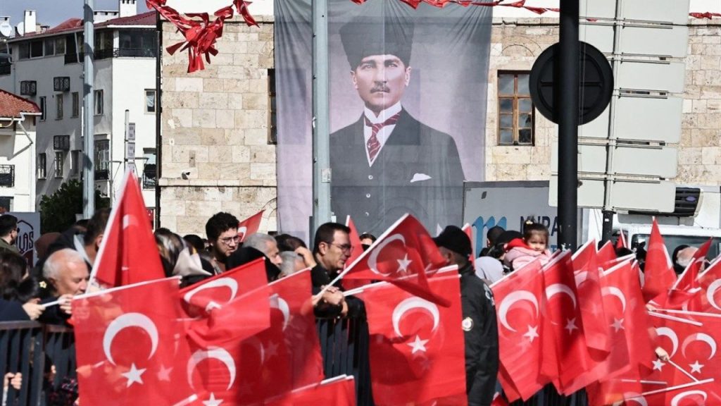 29 Ekim Cumhuriyet Bayramı Tatili ve Okullarda Uygulamalar