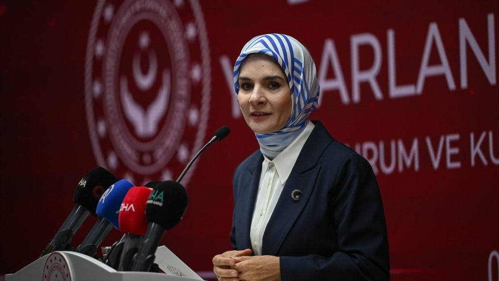 Aile Bakanı’nın Aile Üyelerinin Fon İşlemleri İddiaları Nedeniyle Açıklaması