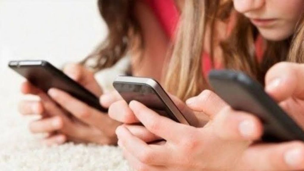 Çocukların Dijital Güvenliği İçin Yeni Yönetmelik Hayata Geçti