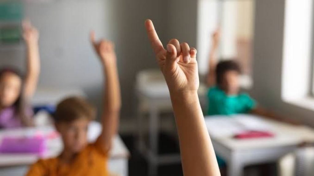 Cumhuriyet Bayramı öncesi yarım gün eğitim ve tatil uygulaması