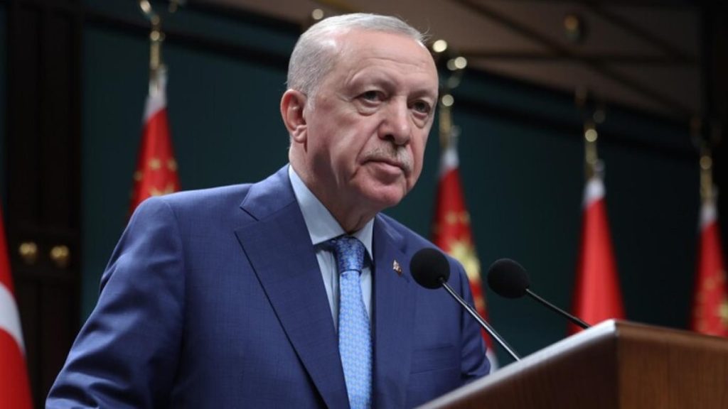 Erdoğan: Meclis, yeni yasama yılında olgunluk ve ilerleme istedi