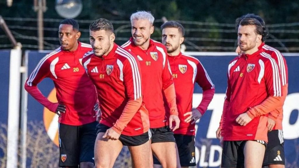 Kayserispor milli araya moralli giriyor, üçte üç hedefiyle yol alacak