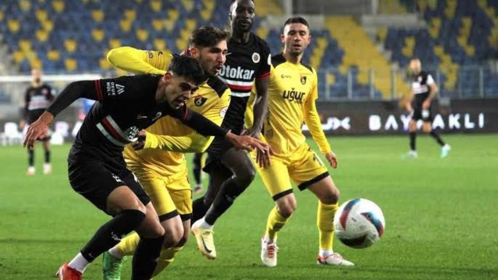 Konyaspor Haftaya Önemli Maçlarla Başladı