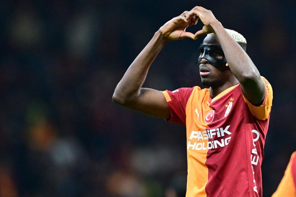 Osimhen transfer gündeminde Mendes sürprizi