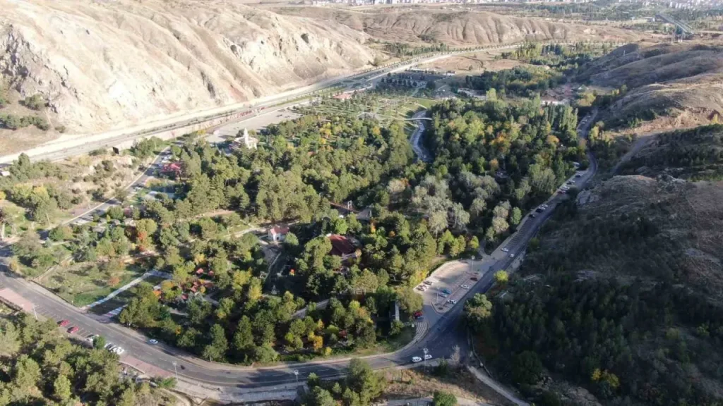 Paşabahçe Mesire Alanı Sonbahar Sessizliğiyle Büyülüyor