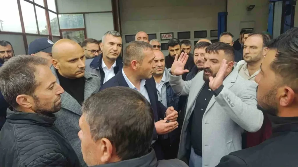 Şarkışla Sanayi Sitesi’nde Sundurma Yıkımı Tartışması